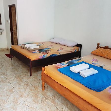 Red Island Bungalows Pasanggaran 部屋 写真