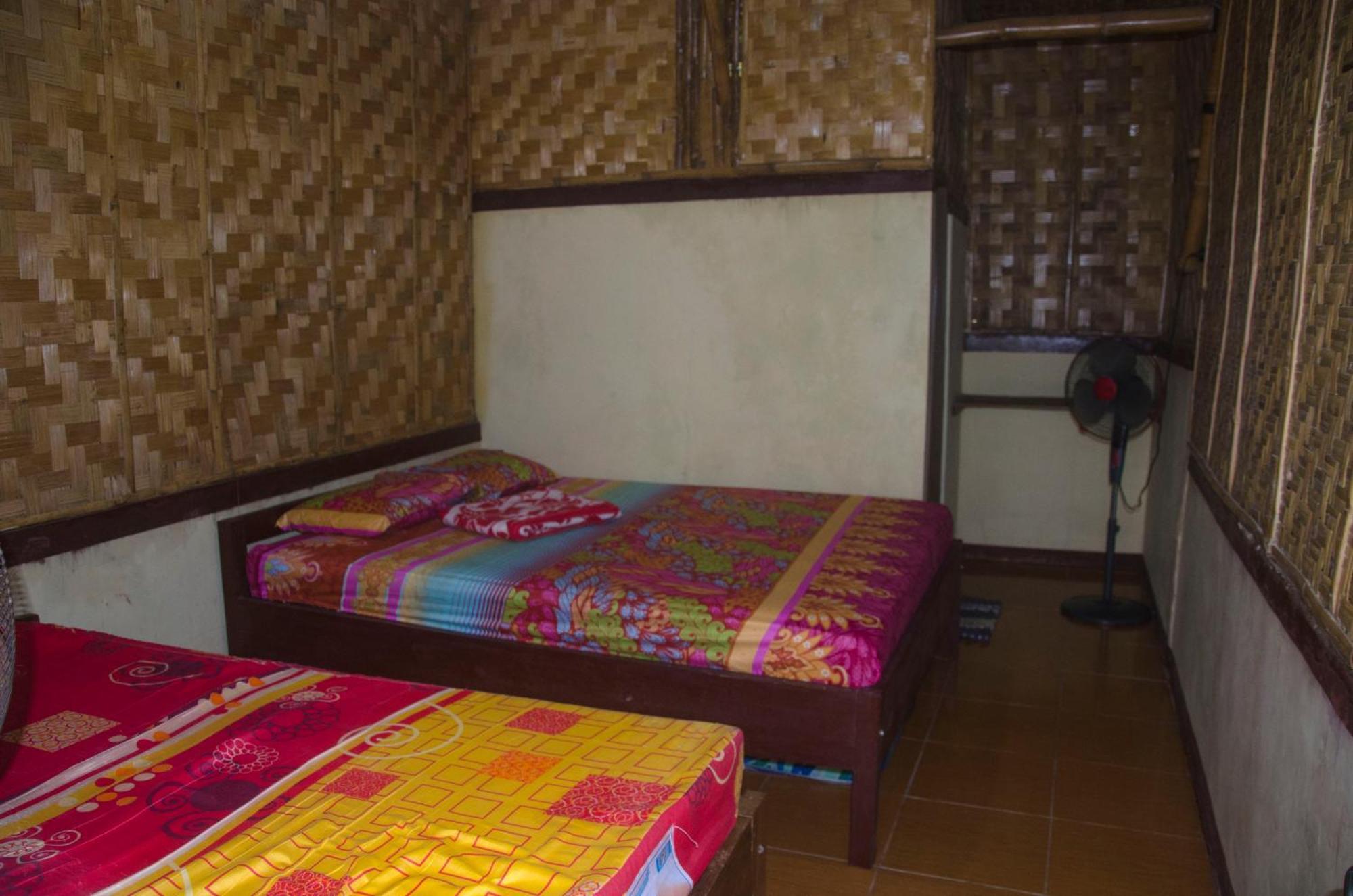 Red Island Bungalows Pasanggaran エクステリア 写真