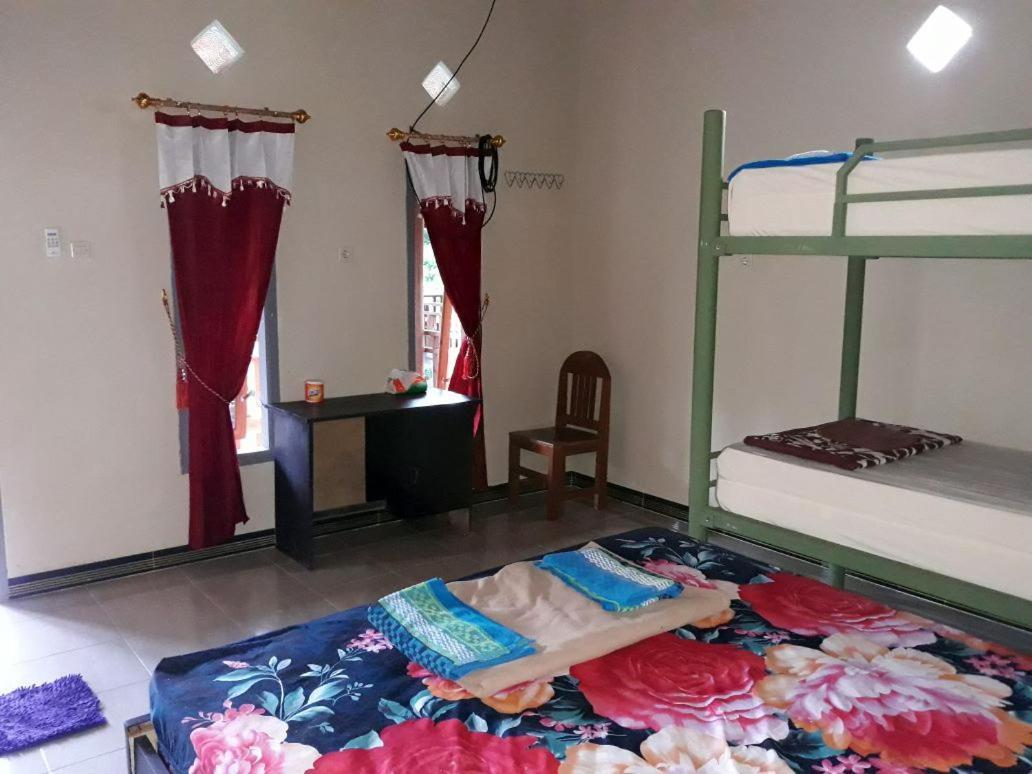 Red Island Bungalows Pasanggaran 部屋 写真