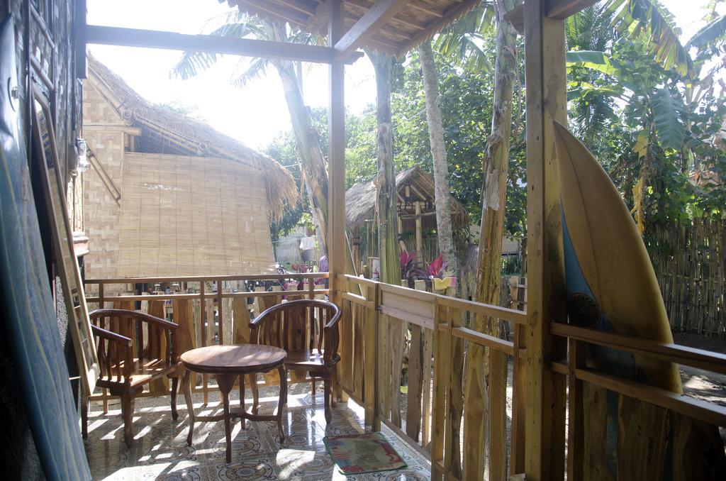 Red Island Bungalows Pasanggaran エクステリア 写真