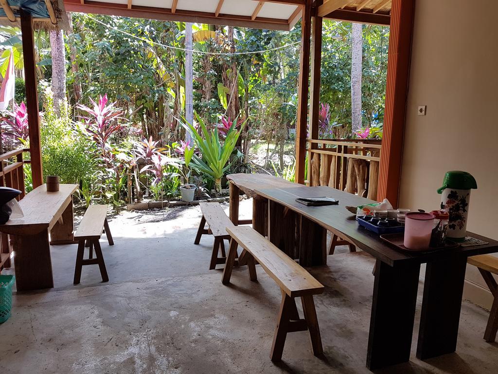 Red Island Bungalows Pasanggaran エクステリア 写真