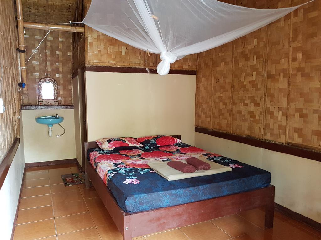 Red Island Bungalows Pasanggaran 部屋 写真